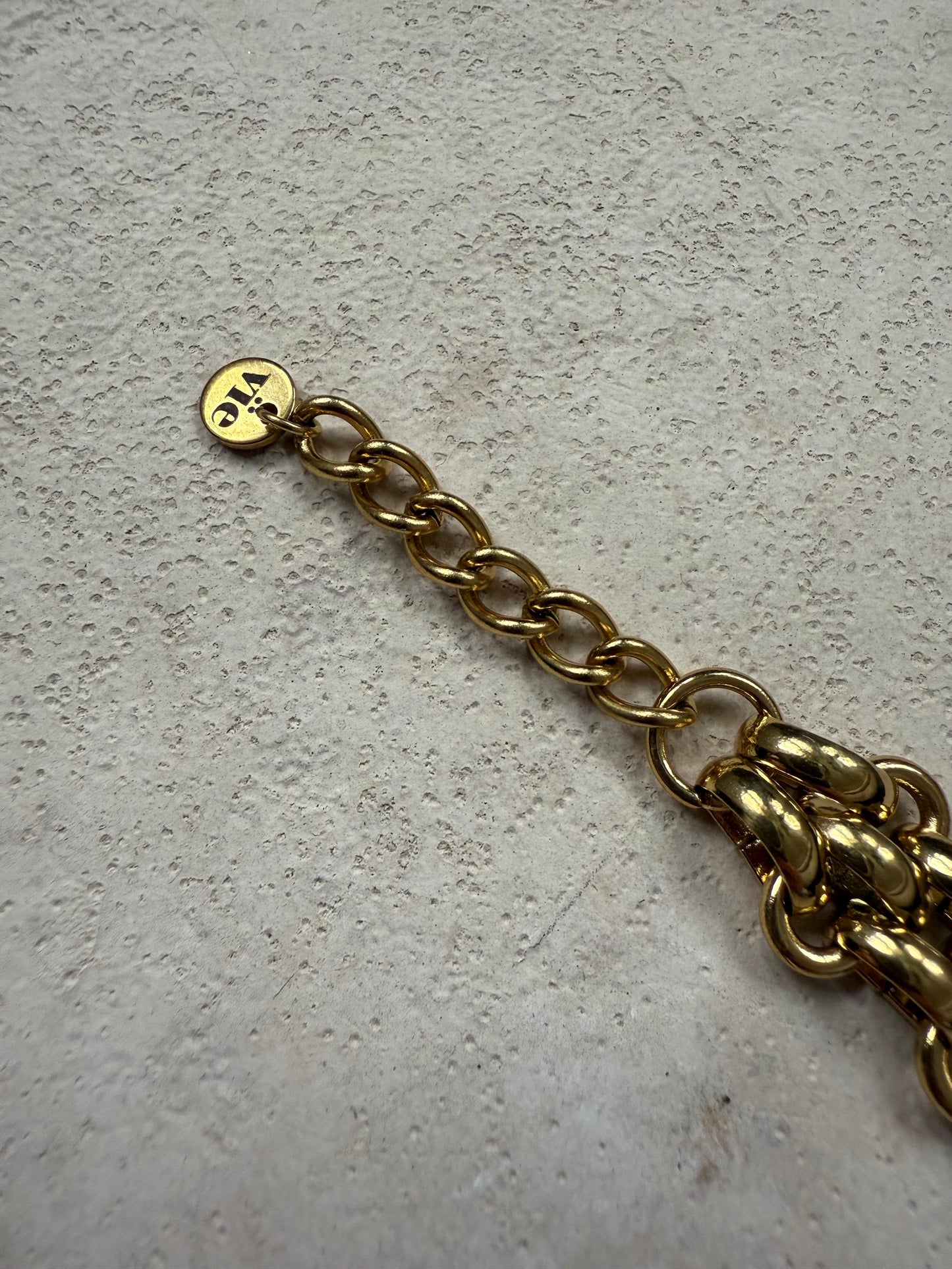 GOLD BRACELET