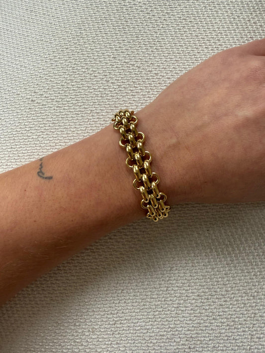 GOLD BRACELET
