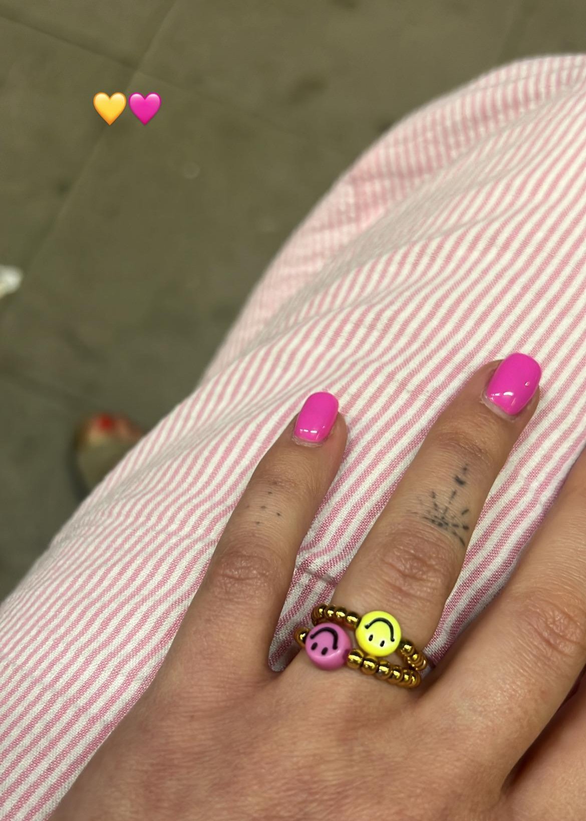 HAPPY FACE RING GOLD